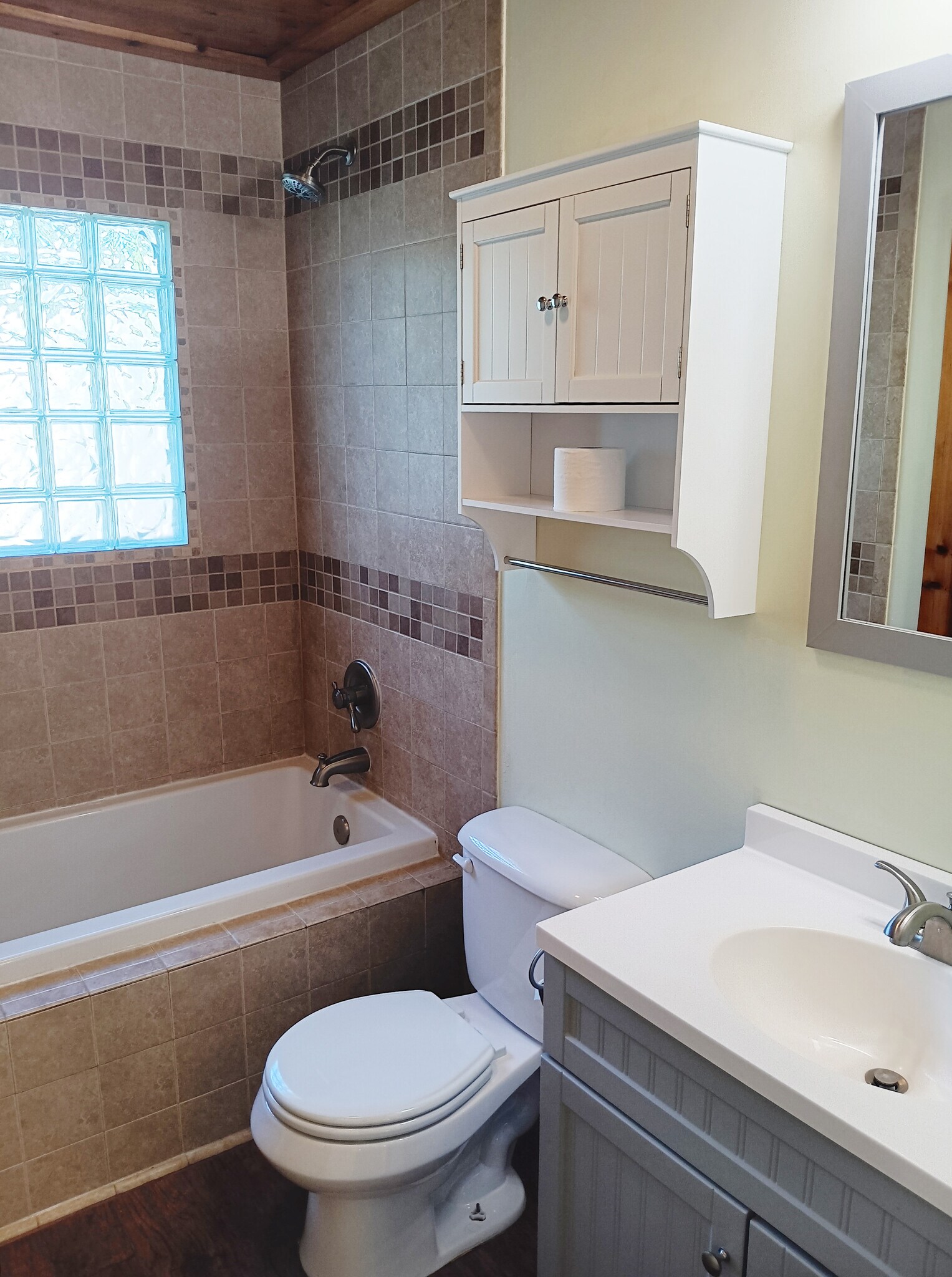 Bathroom - 650 S E RR Ave