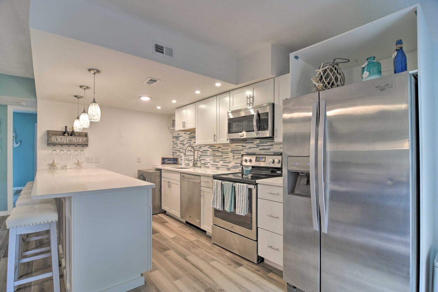 Building Photo - 8931 Blind Pass Rd