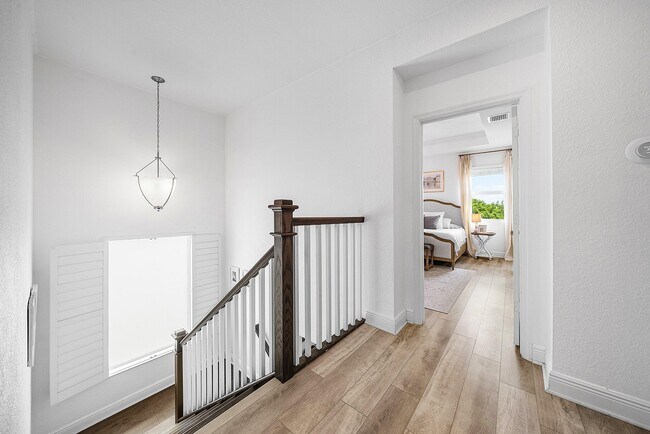 Building Photo - 924 Deer Hvn Dr