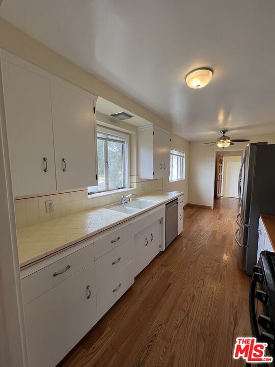 Building Photo - 214 Bellino Dr