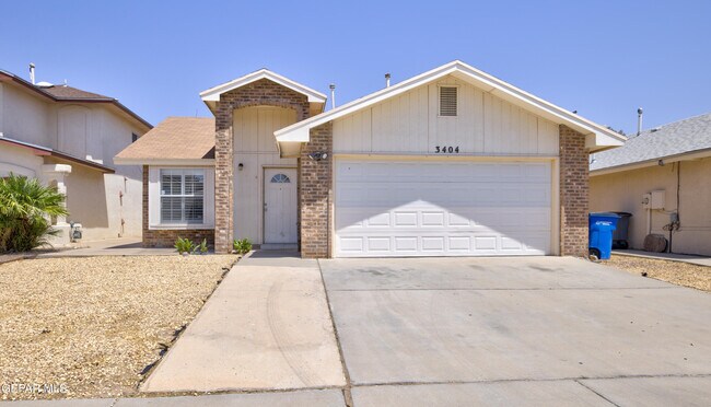 Building Photo - 3404 Rosinie Rose Pl