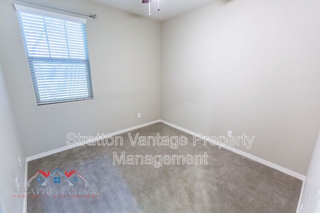 Building Photo - 256 N Jesse St