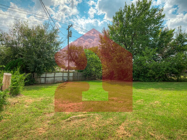 Building Photo - 2926 NW 72nd St