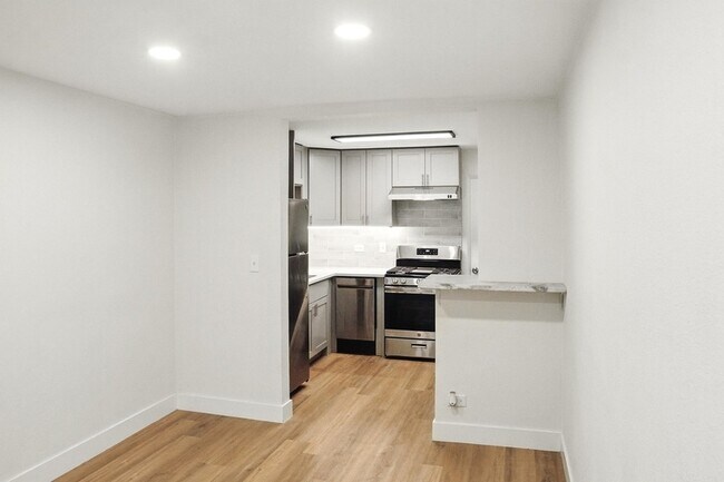 Building Photo - 1364 Lafayette St