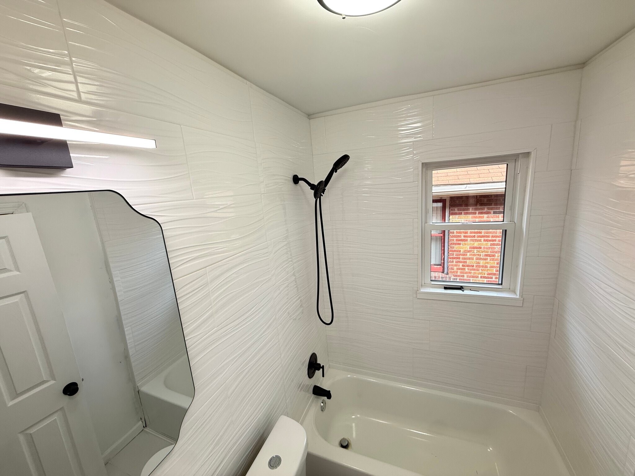 Building Photo - 6620 Barr St