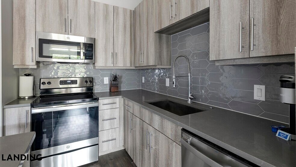 Building Photo - 1900 Airport Commerce Dr