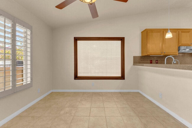 Building Photo - 79886 Dandelion Dr