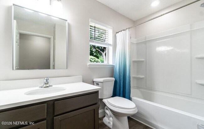 Building Photo - 557 Grand Parke Dr