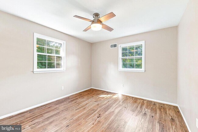 Building Photo - 9209 Antelope Pl