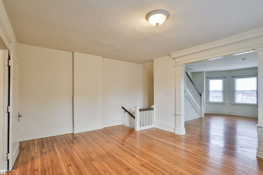 Building Photo - 1629 W Broad St