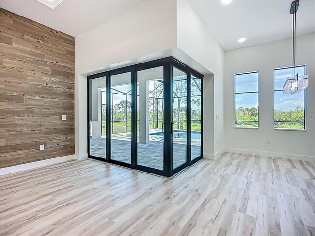 Building Photo - 1167 Boundary Blvd