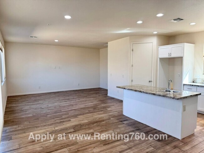 Building Photo - Prestigious Updated Home In Sage Estates