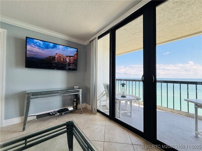 Building Photo - 10680 S Ocean Dr