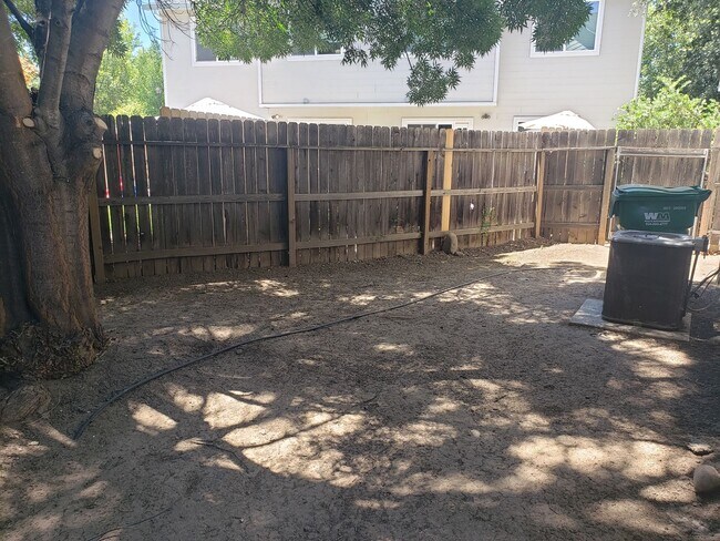 Building Photo - 579 Morgan Dr