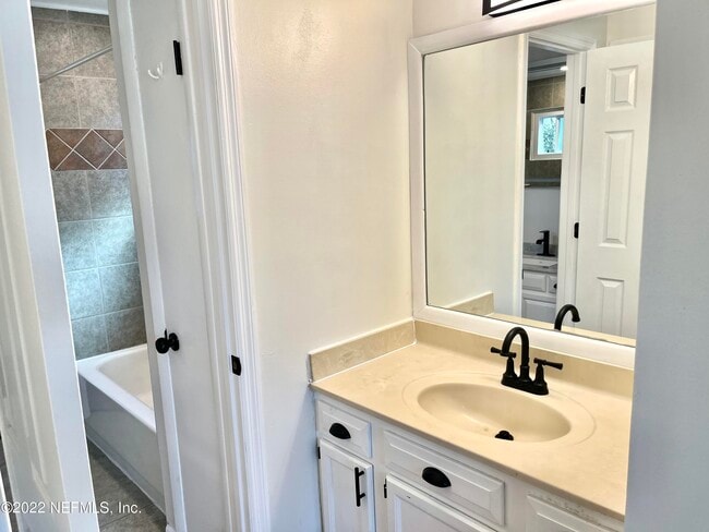 Building Photo - 2066 Utah Ave