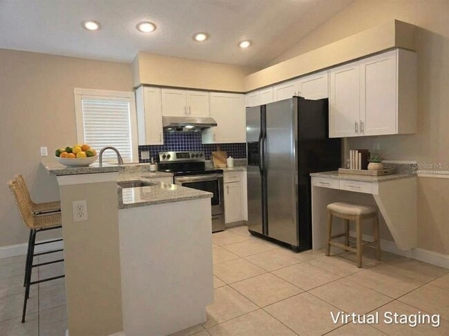 Building Photo - 9403 Larkbunting Dr