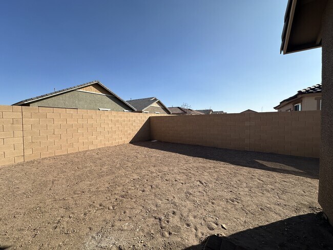 Building Photo - 91 Sonata Dawn Ave
