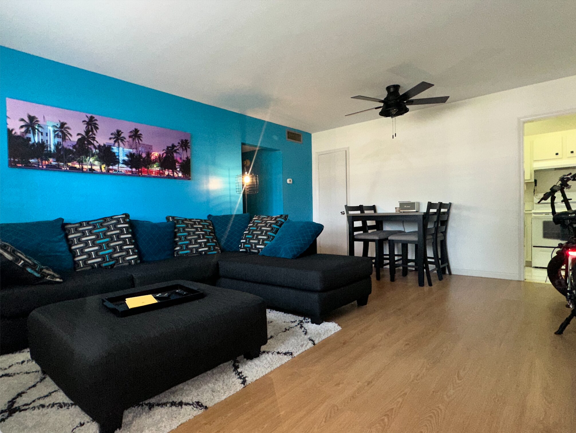 Building Photo - 1821 NE 62nd St