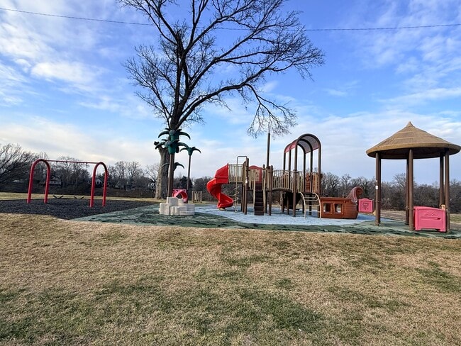 Building Photo - 2818 Penn Meade Dr