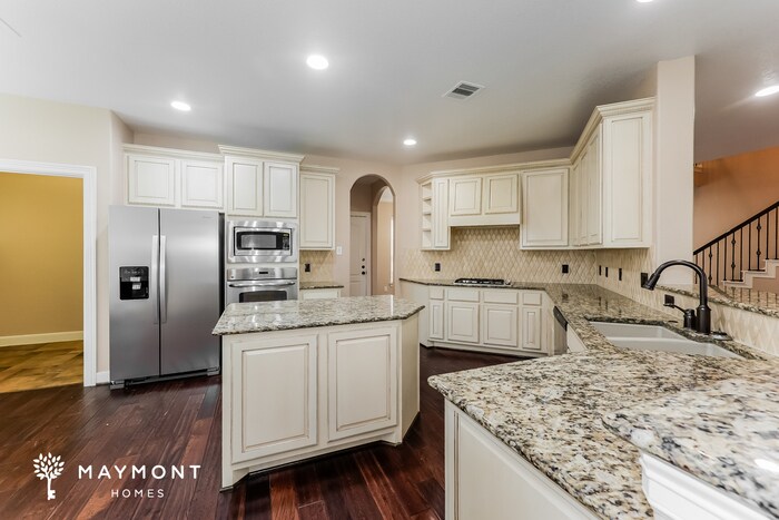 Building Photo - 15719 White Summit Ct