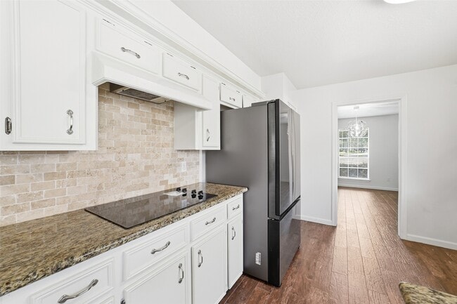 Building Photo - 1914 Abby Aldrich Ln