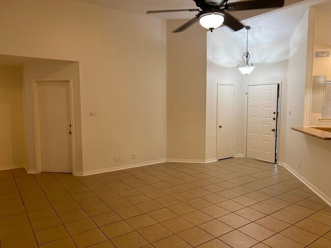 Building Photo - 7827 Forest Briar