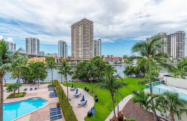 Building Photo - 19390 Collins Ave