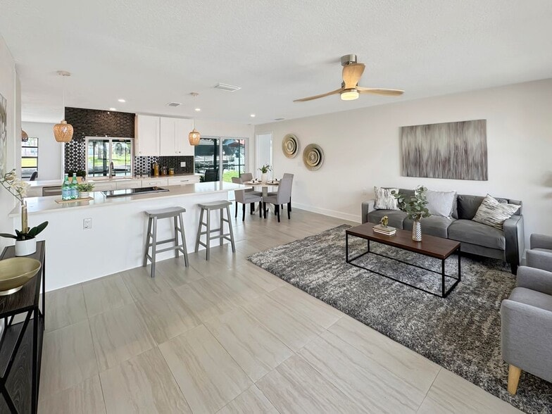 Building Photo - 9907 ISLAND HARBOR Dr