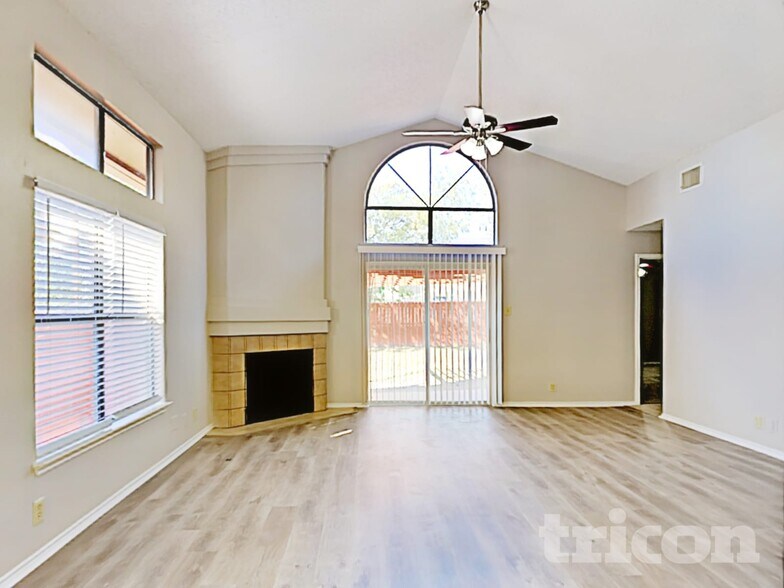 Building Photo - 7947 Flower Trail