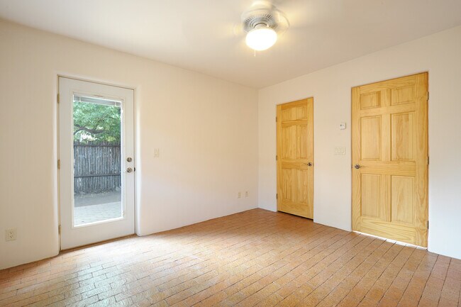 Building Photo - 245/247 Casados St