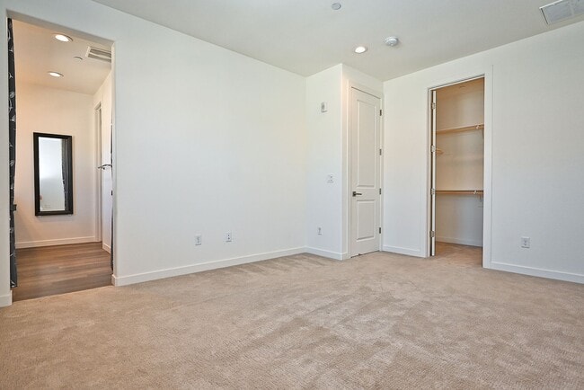Building Photo - Beautiful Modern 3BR Home in the Heart of Milpitas