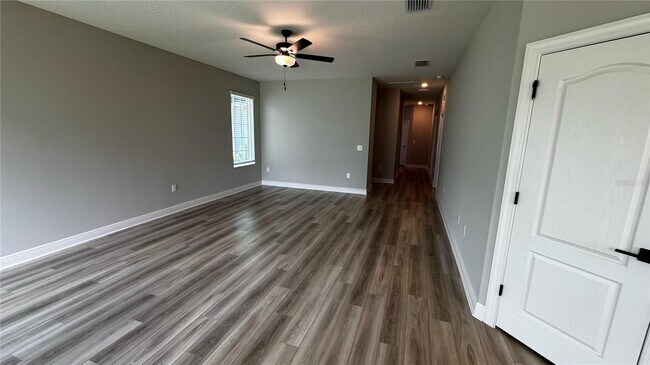 Building Photo - 7729 Somersworth Dr