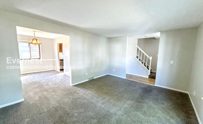 Building Photo - 4155 Spring Flower Ct