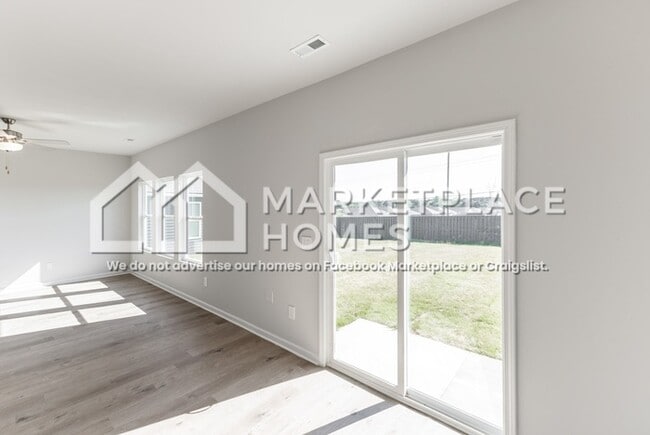 Building Photo - 4113 River Bend Rd