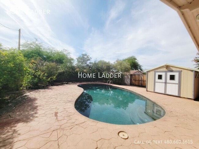 Building Photo - 5214 N 21st Ave