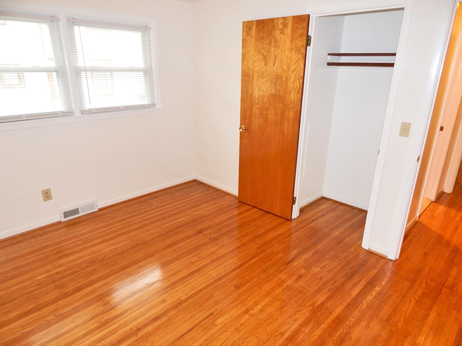 Building Photo - 132 Independence St