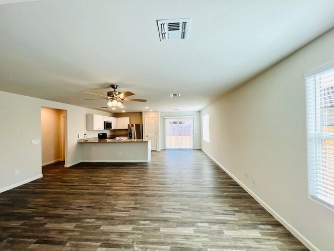 Building Photo - 2083 E Velvet Pl