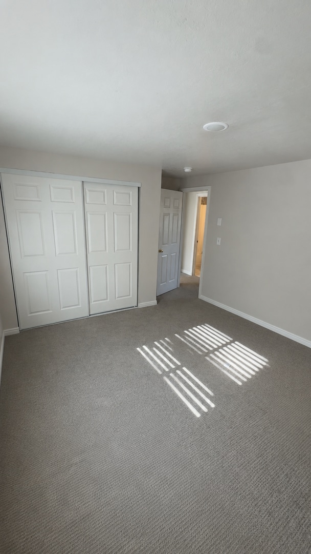 Building Photo - Cove Drive Comfort
