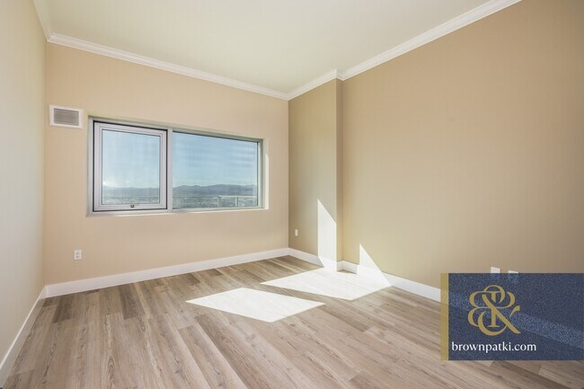 Building Photo - 1 Mandalay Pl