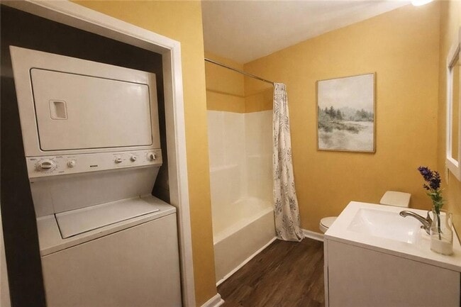 Building Photo - 1703 Clouet St