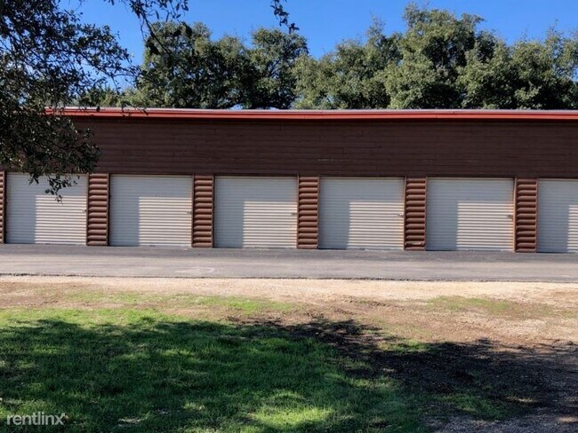 Building Photo - 3 br, 2 bath Mobile Home - 22095 Fm 306
