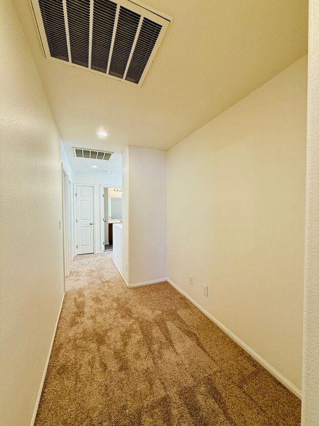 Building Photo - Charming Home in Henderson!