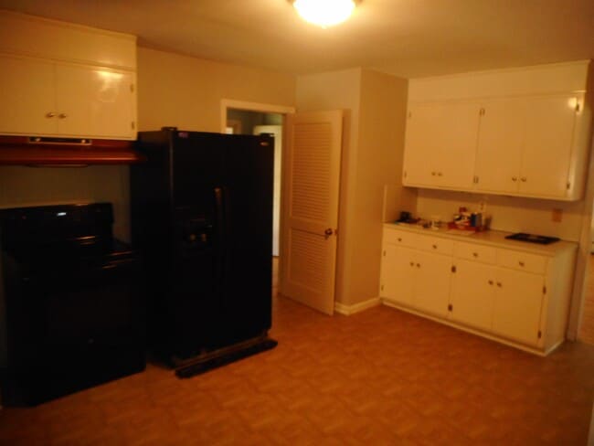 Building Photo - 116 N Union Ave