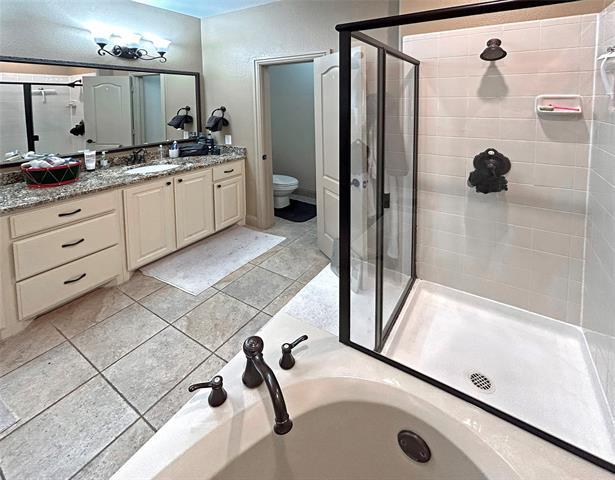 Building Photo - 4252 Riverview Dr