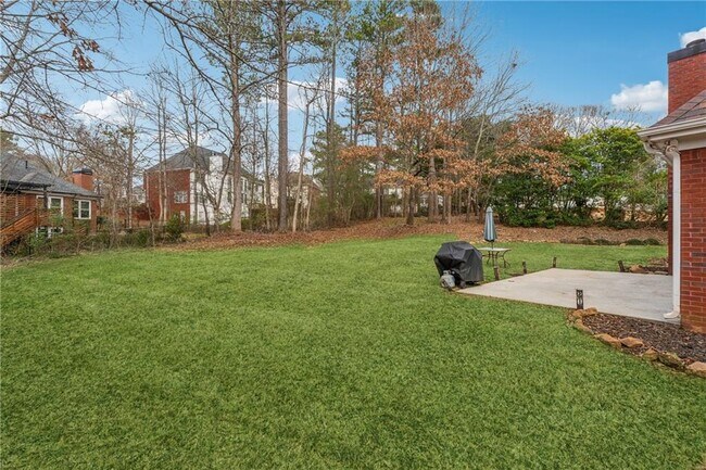 Building Photo - 3207 Haleys Way SE