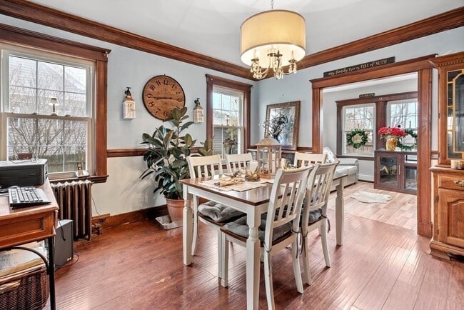 Building Photo - 162 Elliot Ave