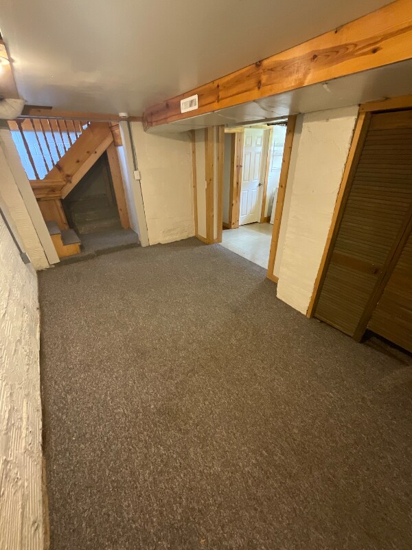 Building Photo - 416 E Hillside Dr