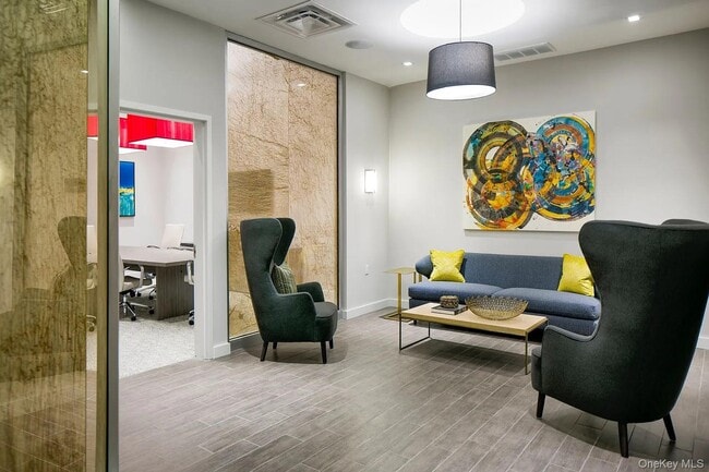 Building Photo - 201 Willett Ave