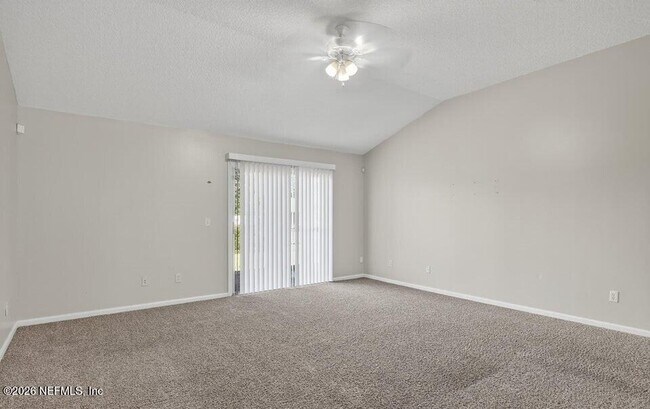 Building Photo - 9205 Redtail Dr