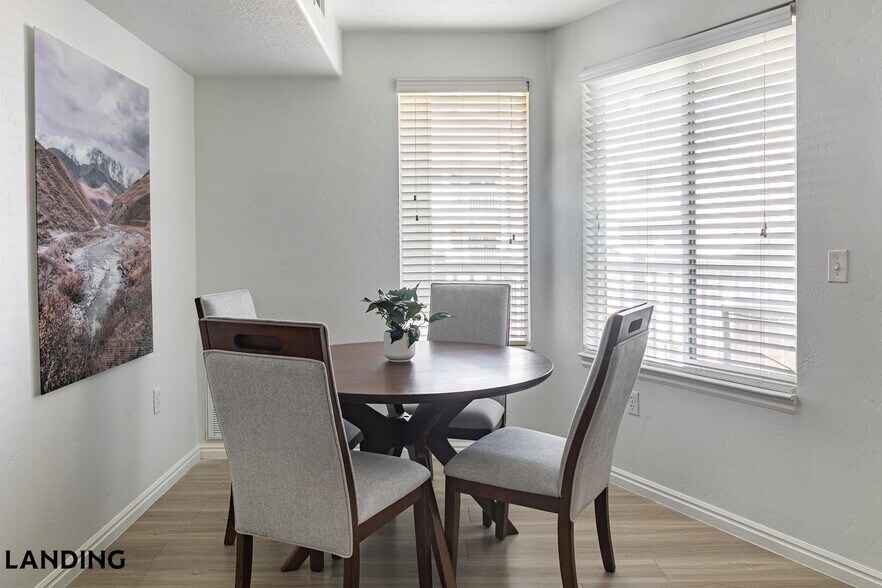 Building Photo - 5657 W Barn Rd